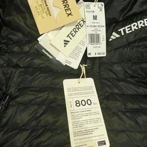 NWT TERREX TECHROCK DOWN 800 fill power
HOODED JACKET Sz M - Picture 6 of 9